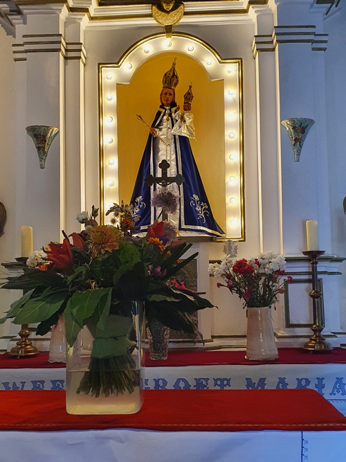 s05 Maria beeld kapel in de Nood
