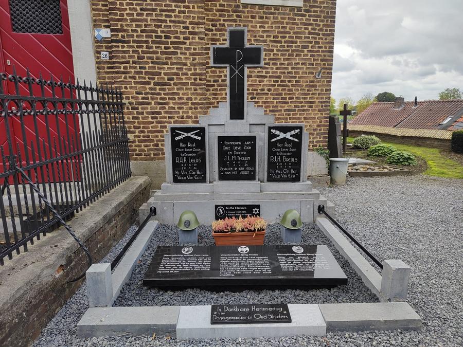 oorlogsgraf urmond 3